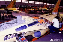 Ngạc nhiên dây chuyền sản xuất chiến đấu cơ hiện đại của Đài Loan