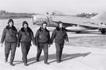 Nhìn lại dàn tiêm kích VN trong kháng chiến chống Mỹ