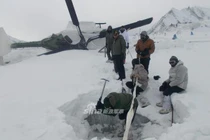 Trực thăng Ấn Độ bị vùi trong tuyết một năm vẫn bay tốt