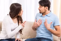 Không cho đi họp lớp, chồng nói câu khiến vợ phải sốc 