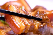 Điều gì xảy ra với cơ thể nếu bạn kiêng mỡ lợn?