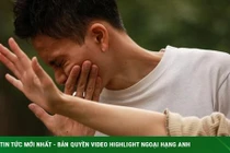 Vợ bạo lực gia đình chồng nơi công cộng, chồng nhẫn nhịn hứng chịu