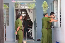 Trộm cắp lộng hành, dân Sài Gòn hàn nẹp cửa nhà