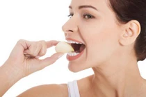 Điều “thần kỳ” sẽ xảy ra nếu bạn ăn tỏi khi đói? 