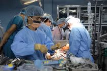 Việt Nam thực hiện thành công ca ghép phổi đầu tiên