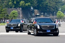 Xem chiếc The Beast 2.0 gần 380 tỷ đồng của ông Donald Trump