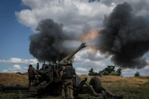 Tổng thống Zelensky thừa nhận Donetsk và Lugansk đang “cực kỳ khó khăn”