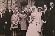 Loạt ảnh gia đình cực hiếm hàng chục năm trước