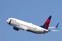 Máy bay chở 141 người quay đầu giữa không trung vì sự cố