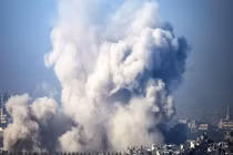 Israel lại tấn công trại tị nạn ở Gaza, hàng chục người chết