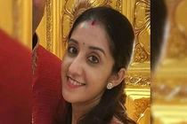 Người phụ nữ đi làm bằng...máy bay mỗi ngày, lý do kinh ngạc