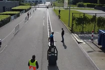 Cận cảnh chiếc xe đạp có thể đi được dài nhất thế giới