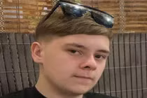 Nam sinh 15 tuổi bị đâm tử vong giữa sân trường