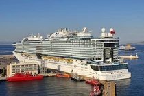 Hé lộ sự thật bất ngờ trong du thuyền trị giá 1 tỷ đô 