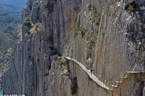 Đi leo núi, cô gái 21 tuổi ngã tử vong thương tâm