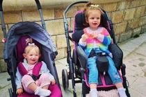 Mắc bệnh hiếm, bé gái được cứu bằng thuốc đắt nhất thế giới