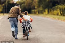 Hy hữu cụ bà U90 bị xe đạp tông tử vong trong công viên