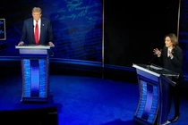 Chuyên gia nói gì sau màn 'so găng' trực tiếp Trump-Harris?
