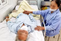 Suy đa tạng và nhiều biến chứng nguy hiểm vì ăn thịt lợn ốm