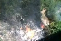 Hãi hùng hiện trường vụ xe buýt lao khỏi cầu, 45 người thiệt mạng