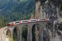 Bật mí thú vị về chuyến tàu tốc hành chậm nhất thế giới