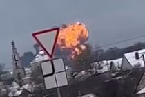 Nga cáo buộc Ukraine bắn rơi máy bay khiến 74 người thiệt mạng