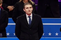 Quý tử út của Tổng thống Trump sẽ mở công ty riêng?