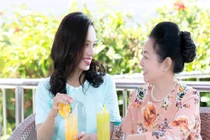 Tết đến là mẹ chồng lại chi tiền đặt vé cho cả nhà đi du lịch