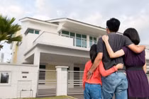 Có nên vay tiền mua nhà để có động lực kiếm tiền trả nợ?