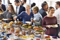 Sự thật đằng sau những bữa tiệc buffet ít ai biết