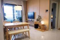 Bên trong căn hộ thoáng mát của Hoa hậu Trần Thị Quỳnh