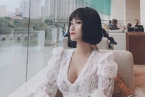 Bạn gái hot girl Huy Hùng khoe vẻ nóng bỏng, nhắc khéo đám cưới