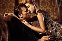 4 nét tướng đàn ông trăng hoa, chị em nên tránh xa kẻo hối hận cả đời