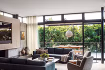 Bên trong biệt thự tối giản của 'búp bê Nga' Maria Sharapova