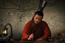 Tư tưởng pháp trị tàn bạo của Tần Thủy Hoàng bị ảnh hưởng từ ai?