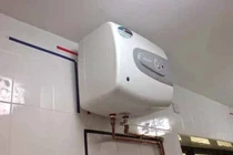 Tiền điện tăng gấp ba nếu dùng bình nóng lạnh kiểu này