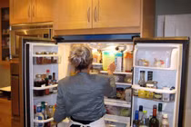 5 mẹo đơn giản giữ tủ lạnh không dọn cả tháng vẫn thơm tho, sạch bóng