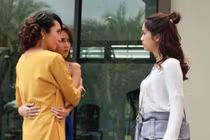 Khóc thầm vì mẹ chồng phân biệt đối xử dâu út với dâu trưởng