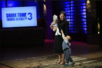 Dẫn con đi gọi đầu tư, “mẹ bỉm sữa” khiến “cá mập” tranh nhau xuống tiền