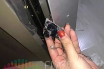 Vợ chồng son phát hiện bí mật của người thuê trước nhờ chiếc tivi cũ