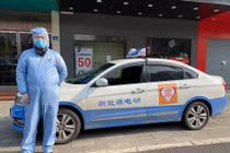 Những tài xế thầm lặng giữa thành phố Vũ Hán