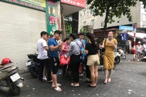 Bán đồ ăn vặt ngoài vỉa hè, kiếm tiền triệu mỗi ngày