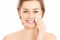 Cách rửa mặt bằng nước muối giúp da mặt sáng trắng, căng mịn