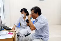 Dấu hiệu và cách phòng tránh bệnh phổi tắc nghẽn mãn tính