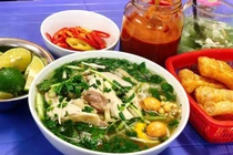 Có gì trong bát phở 100 nghìn bị cô gái "tố" vì quá đắt