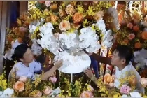 Hồ Ngọc Hà chia sẻ khoảnh khắc Hoài Linh trêu mình là hoa