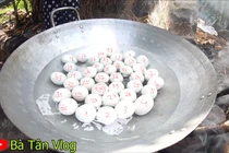 Dân mạng 'tố' bà Tân Vlog không trung thực, quảng cáo sản phẩm lộ liễu