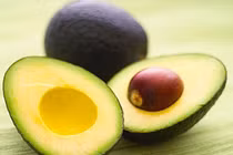 Tuyệt chiêu chọn bơ ngon nhiều thịt, thơm ngon không nhiễm hóa chất