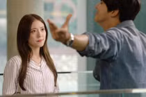 Chồng luôn giương oai để che sự mặc cảm, tự ti