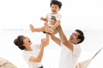 Đang hạnh phúc cùng gia đình nhỏ, Ngọc Lan vẫn dính tin đồn ly hôn